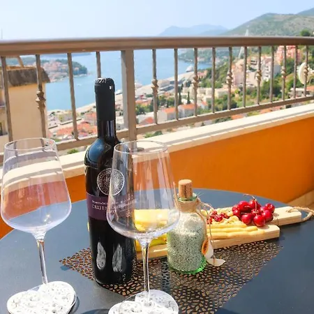 Apartament Azure Horizon