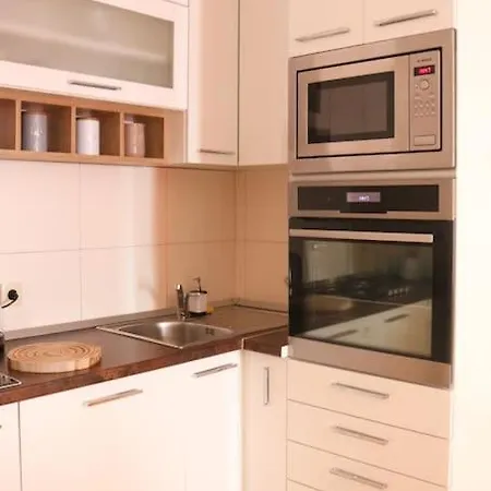 Apartament Azure Horizon